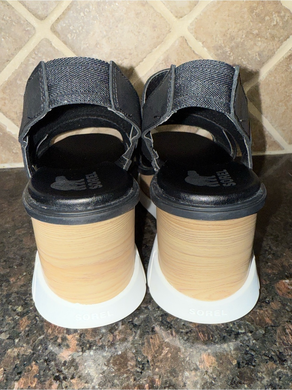 SOREL Joanie™ III Slingback Leather Sandal - Picture 5 of 9